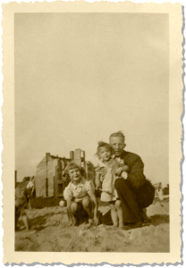 Im Nachkriegs-Berlin mit Vater und großer Schwester